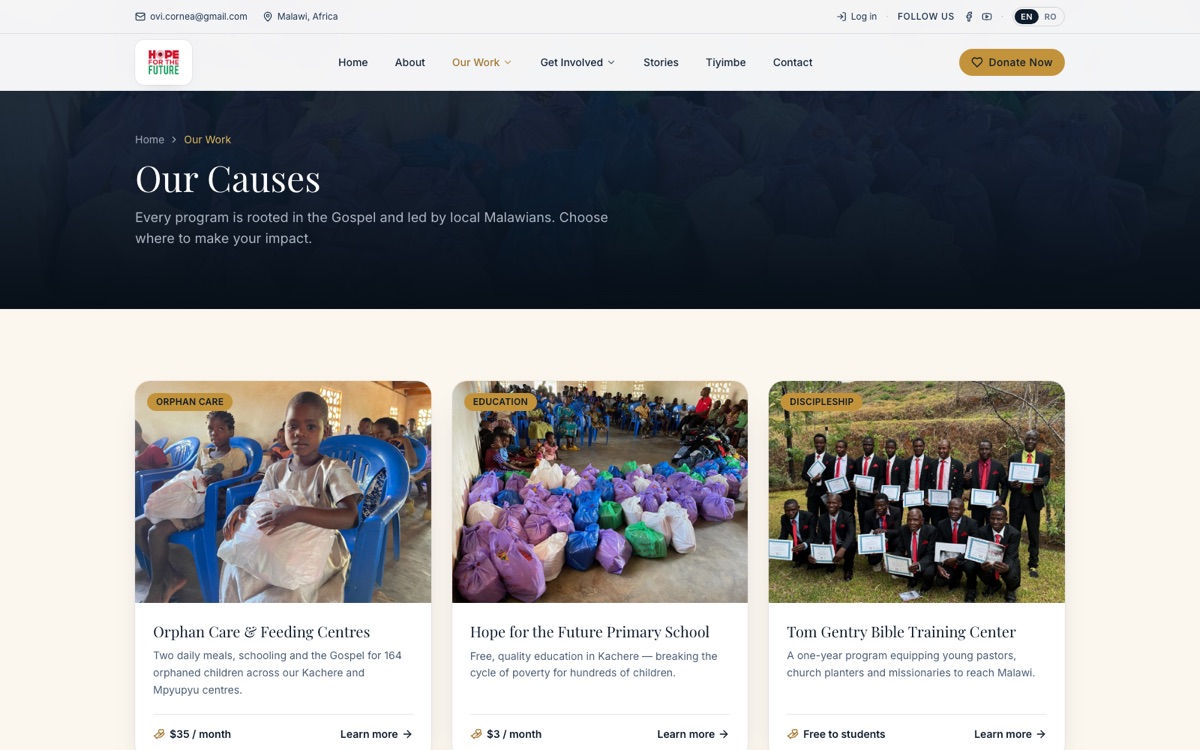 Pagina de cauze de pe mission2malawi.com: carduri cu fotografii reale, categorie și suma lunară